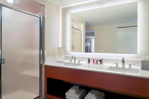 Augusta Marriott at the Convention Center - image 27