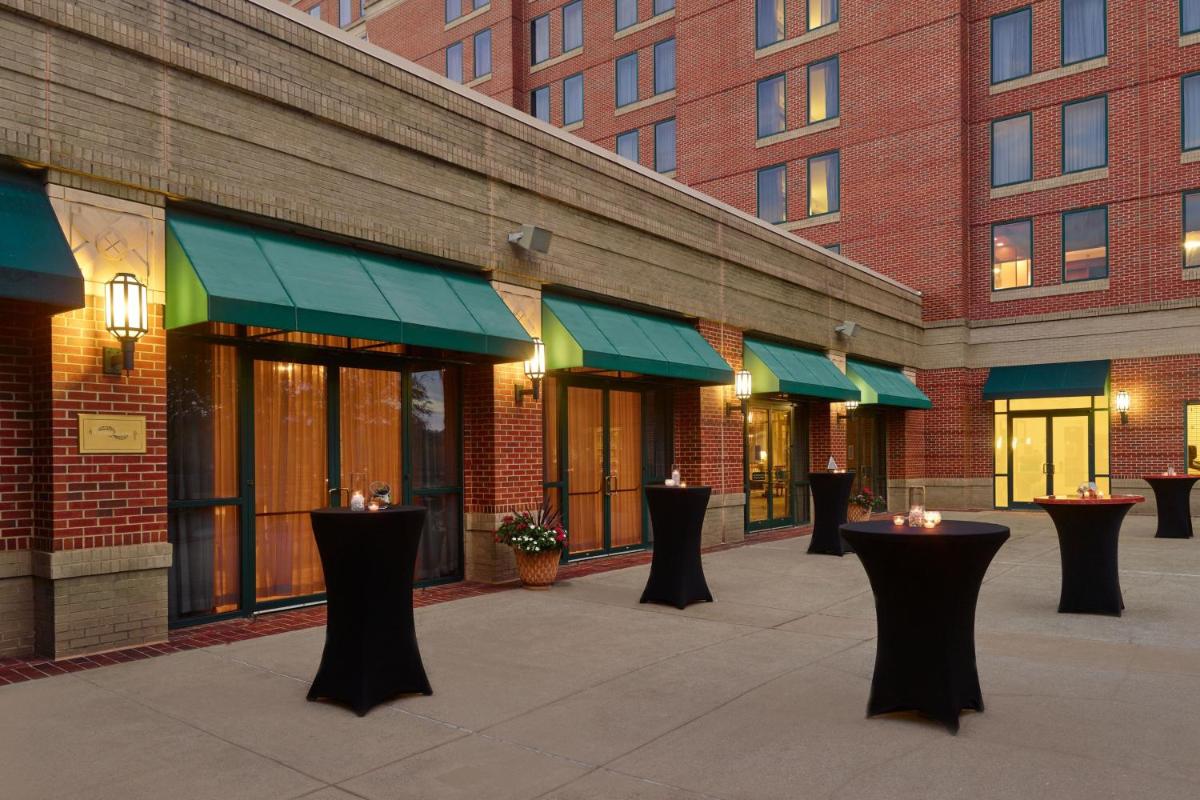 Augusta Marriott at the Convention Center - image 6