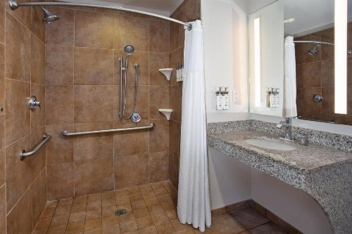 Holiday Inn Express Augusta North an IHG Hotel - image 32