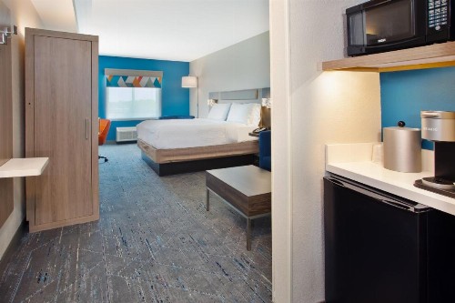 Holiday Inn Express Augusta North an IHG Hotel - image 50