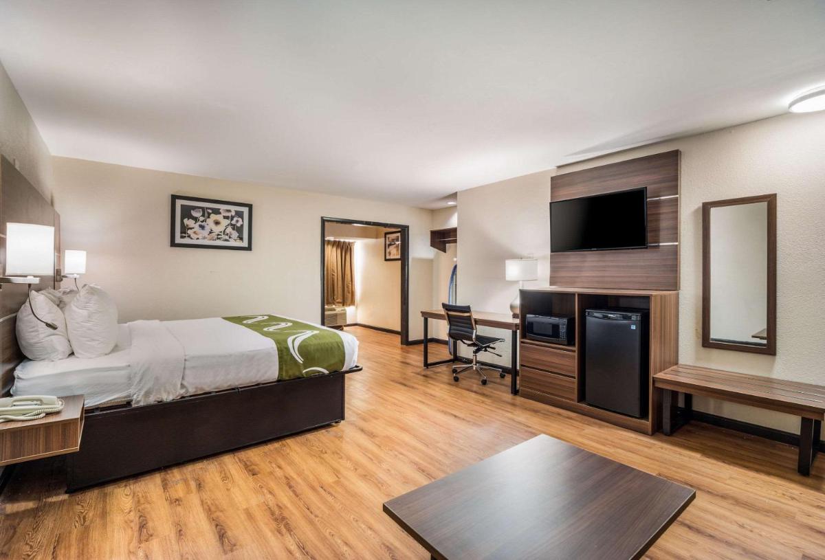 Quality Inn & Suites - image 7