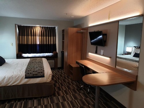 Microtel Inn & Suites by Wyndham Augusta/Riverwatch - image 39