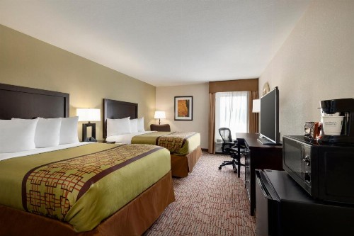 Baymont by Wyndham Augusta West - image 11