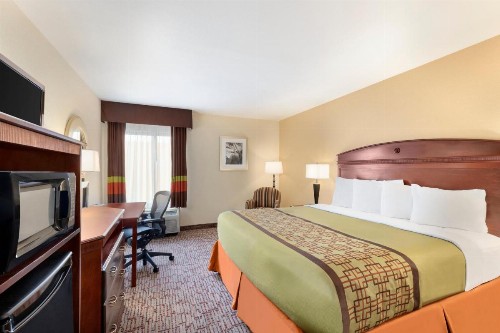 Baymont by Wyndham Augusta West - image 4