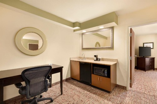 Baymont by Wyndham Augusta West - image 46
