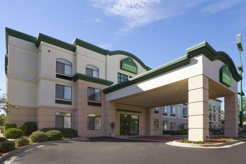 Wingate by Wyndham Augusta/Fort Gordon - image 1