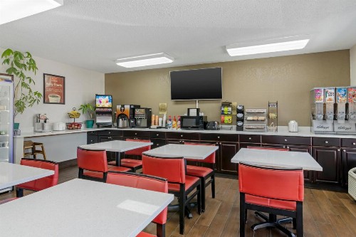 Econolodge Augusta - image 25