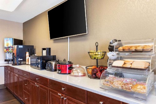 Econolodge Augusta - image 6