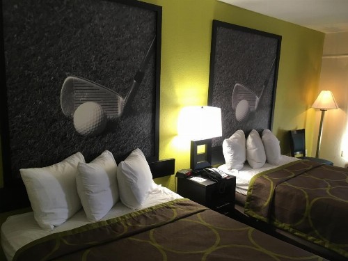 Super 8 by Wyndham Augusta - image 50
