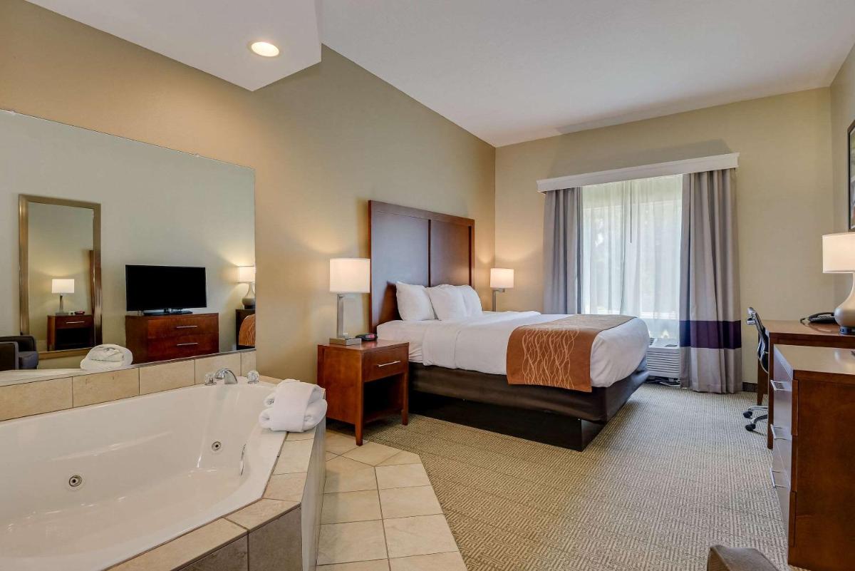 Comfort Inn & Suites Gordon Hwy - image 6