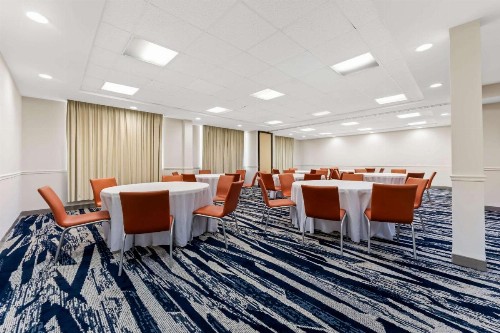 Comfort Suites Augusta Riverwatch - image 32