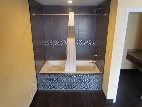 Red Carpet Inn - Augusta - image 3