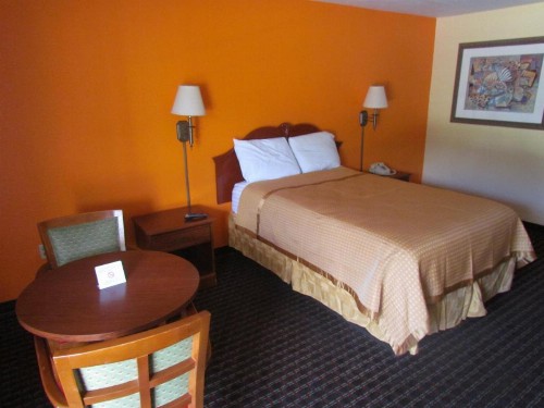 Red Carpet Inn - Augusta - image 7