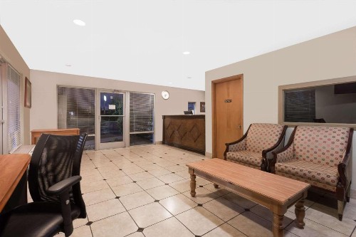 Days Inn by Wyndham Augusta Wheeler Road - image 36