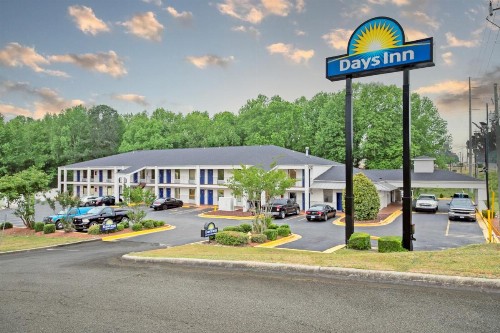 Days Inn by Wyndham Augusta near Fort Gordon - image 27