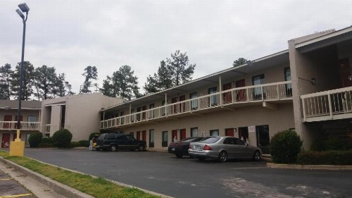 Budgetel Inn and Suites - Fort Gordon - image 11