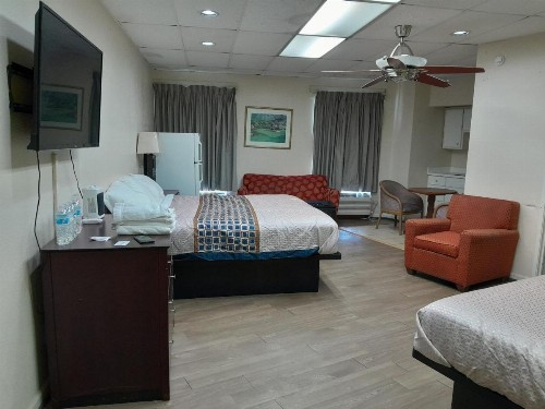 Budgetel Inn and Suites - Fort Gordon - image 14