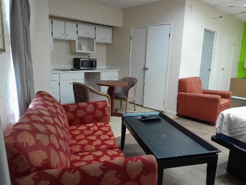 Budgetel Inn and Suites - Fort Gordon - image 18