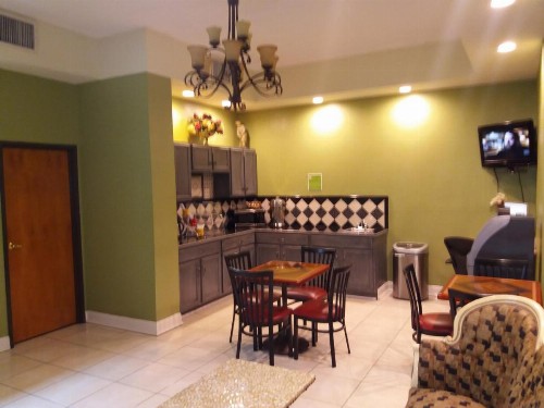 Budgetel Inn and Suites - Fort Gordon - image 23