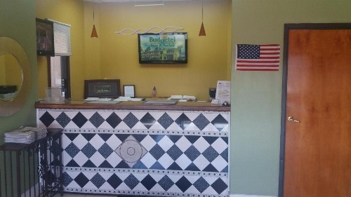 Budgetel Inn and Suites - Fort Gordon - image 24