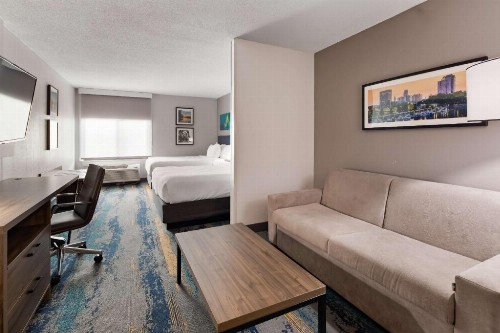 Best Western Plus Augusta North Inn & Suites - image 11
