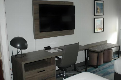 Best Western Plus Augusta North Inn & Suites - image 16