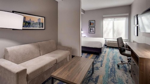 Best Western Plus Augusta North Inn & Suites - image 25