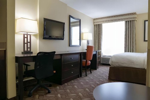 Best Western Plus Augusta North Inn & Suites - image 35