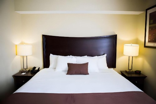 Best Western Plus Augusta North Inn & Suites - image 38
