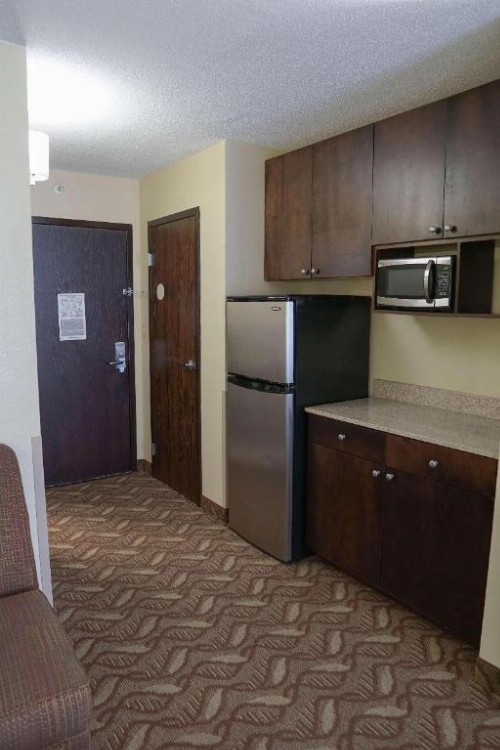 Best Western Plus Augusta North Inn & Suites - image 44
