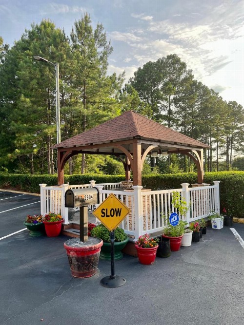 West Bank Inn - image 16
