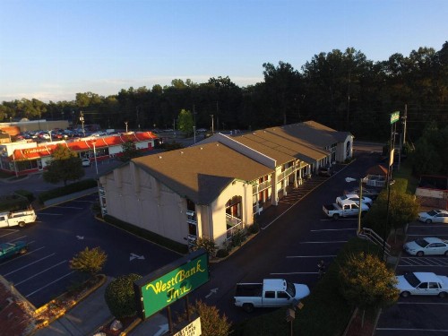 West Bank Inn - image 21