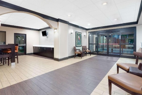 Baymont by Wyndham Augusta Riverwatch - image 12