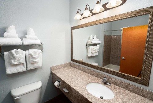 Baymont by Wyndham Augusta Riverwatch - image 14
