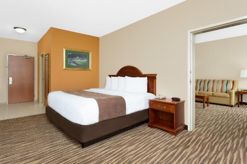 Baymont by Wyndham Augusta Riverwatch - image 17