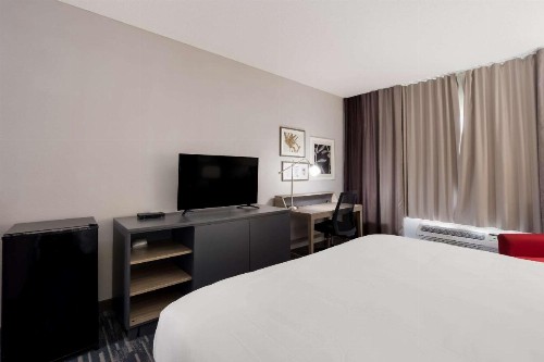 Country Inn & Suites by Radisson Augusta at I-20 GA - image 36