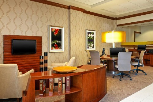 Sheraton Augusta Hotel - image 2