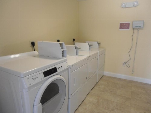 Affordable Suites Augusta - image 21