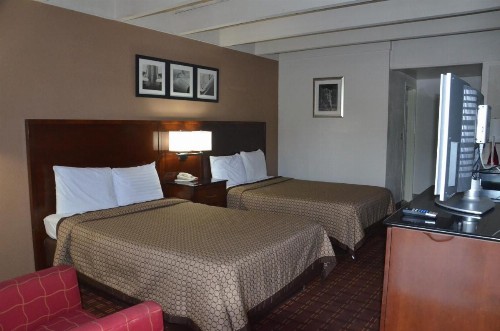 Americas Best Value Inn Augusta Downtown - image 6
