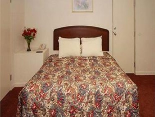 Budgetel Inn and Suites - Fort Gordon