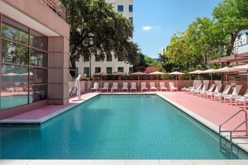 Sheraton Austin Hotel at the Capitol - image 17