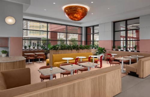 Sheraton Austin Hotel at the Capitol - image 6