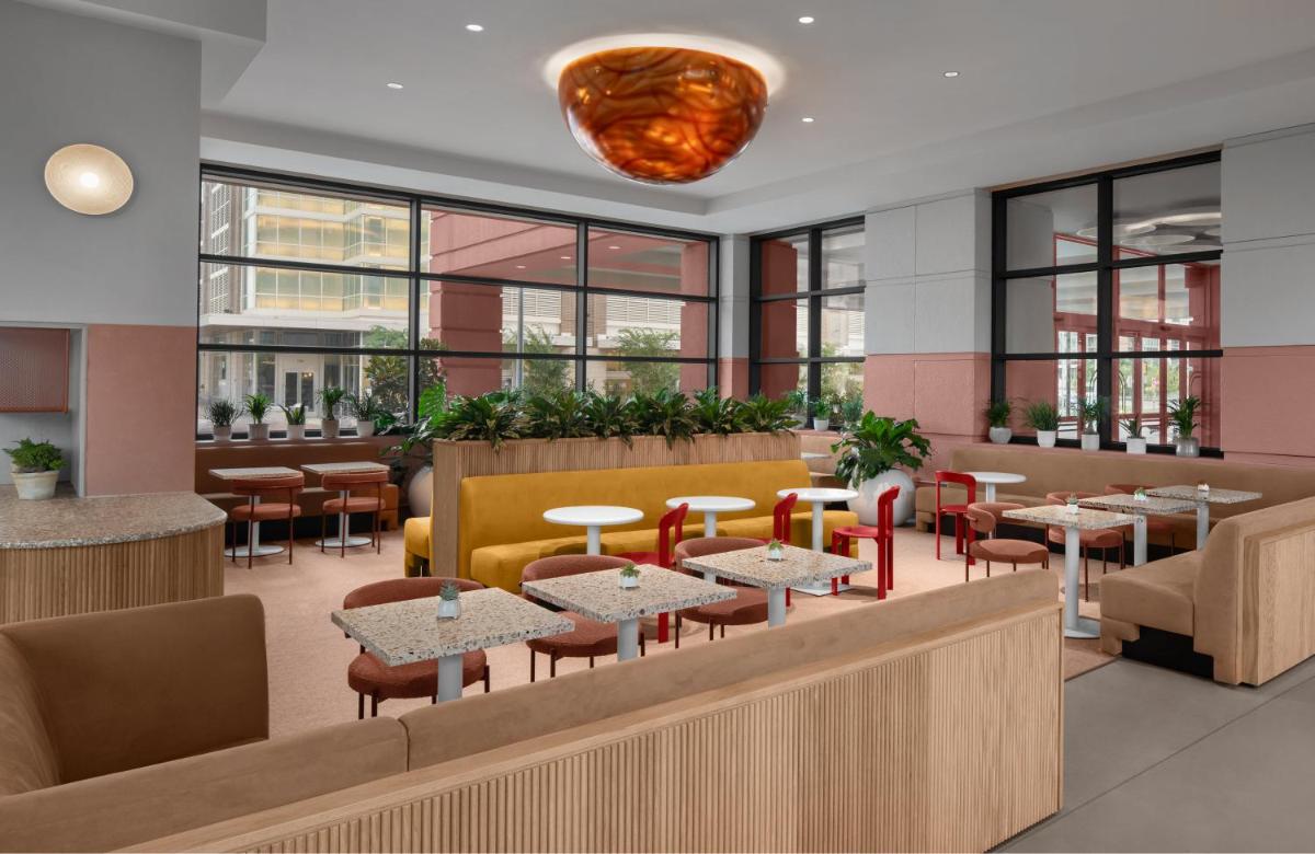 Sheraton Austin Hotel at the Capitol - image 6