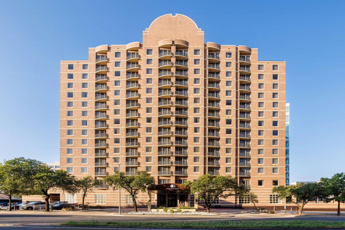 DoubleTree Suites by Hilton Austin - main image