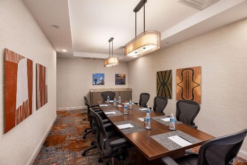 DoubleTree Suites by Hilton Austin - image 10