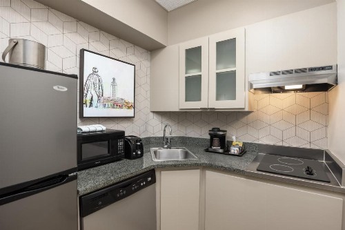 DoubleTree Suites by Hilton Austin - image 2