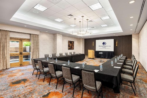DoubleTree Suites by Hilton Austin - image 3
