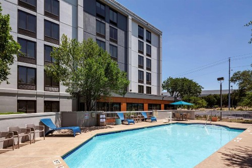 Hampton Inn Austin NW near The Domain - image 10