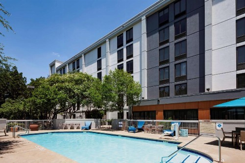 Hampton Inn Austin NW near The Domain - image 14