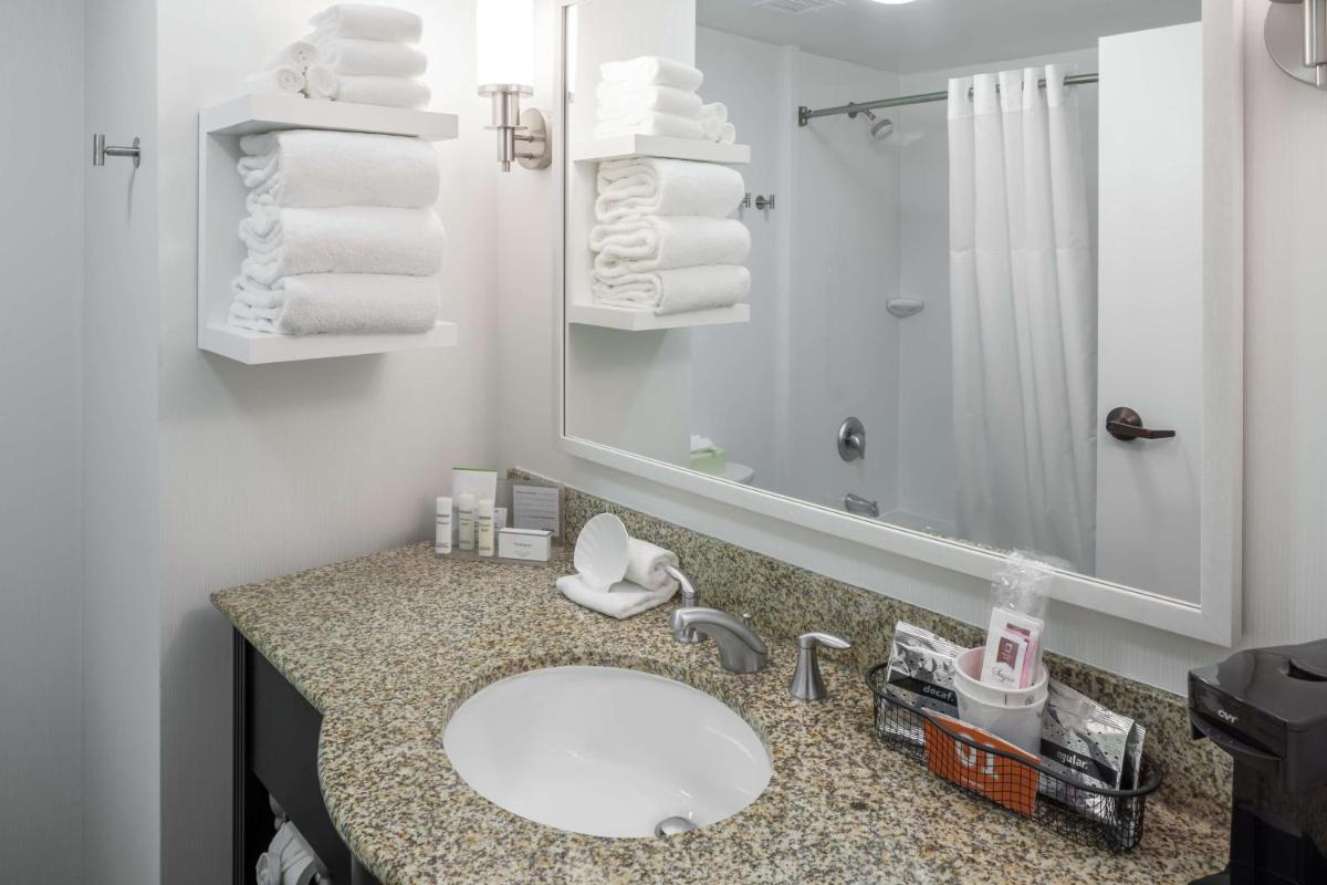 Hampton Inn Austin NW near The Domain - image 4